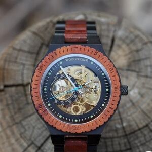 NWOT Mens Woodpecker Dante - Red Sandalwood & Ebony Watch